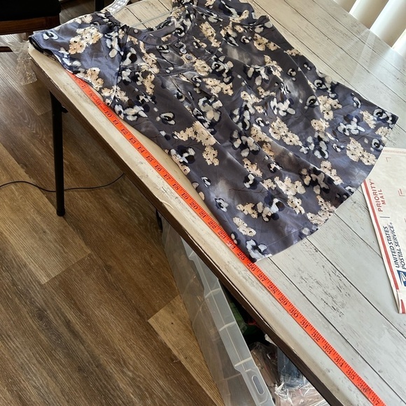 Apt. 9 Blouse Blue & White Floral Blouse XL - Picture 7 of 8